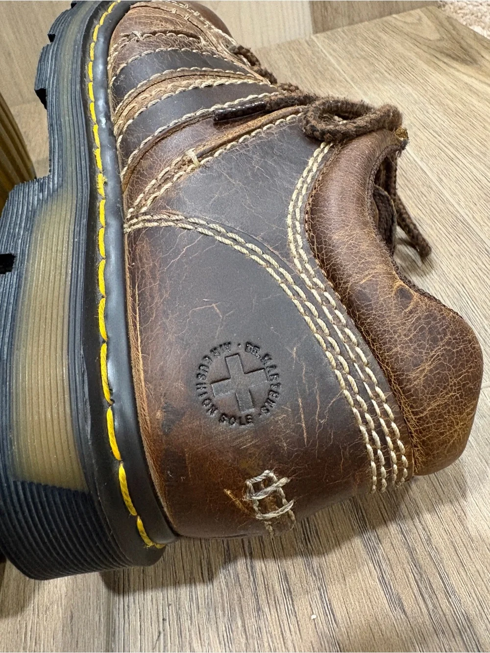 Dr. Martens Harrison Buckle Exclusive Brown Lace-Up Leather Lug Oxfords 10.5 US